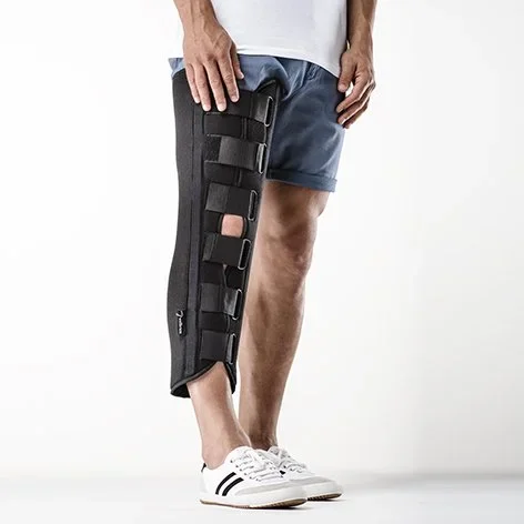 Inmovilizador de rodilla – Talla corta – Insumo médico-quirúrgico Medin Salud Panamá