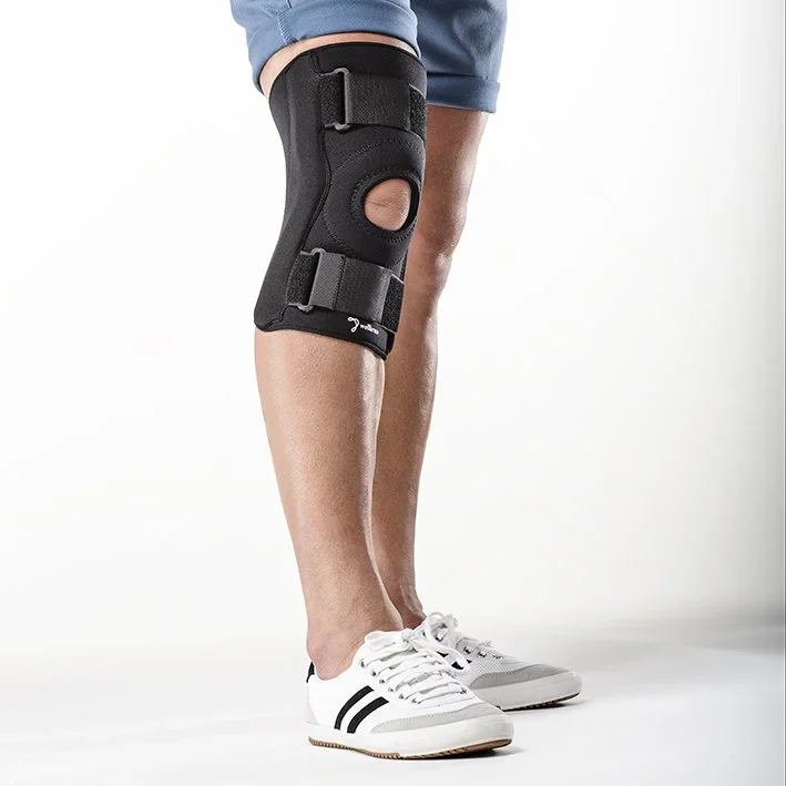 Rodillera articulada con soporte rotuliano y velcro – Insumo médico-quirúrgico Medin Salud Panamá
